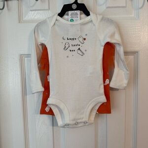 Carter’s baby girl Halloween outfit